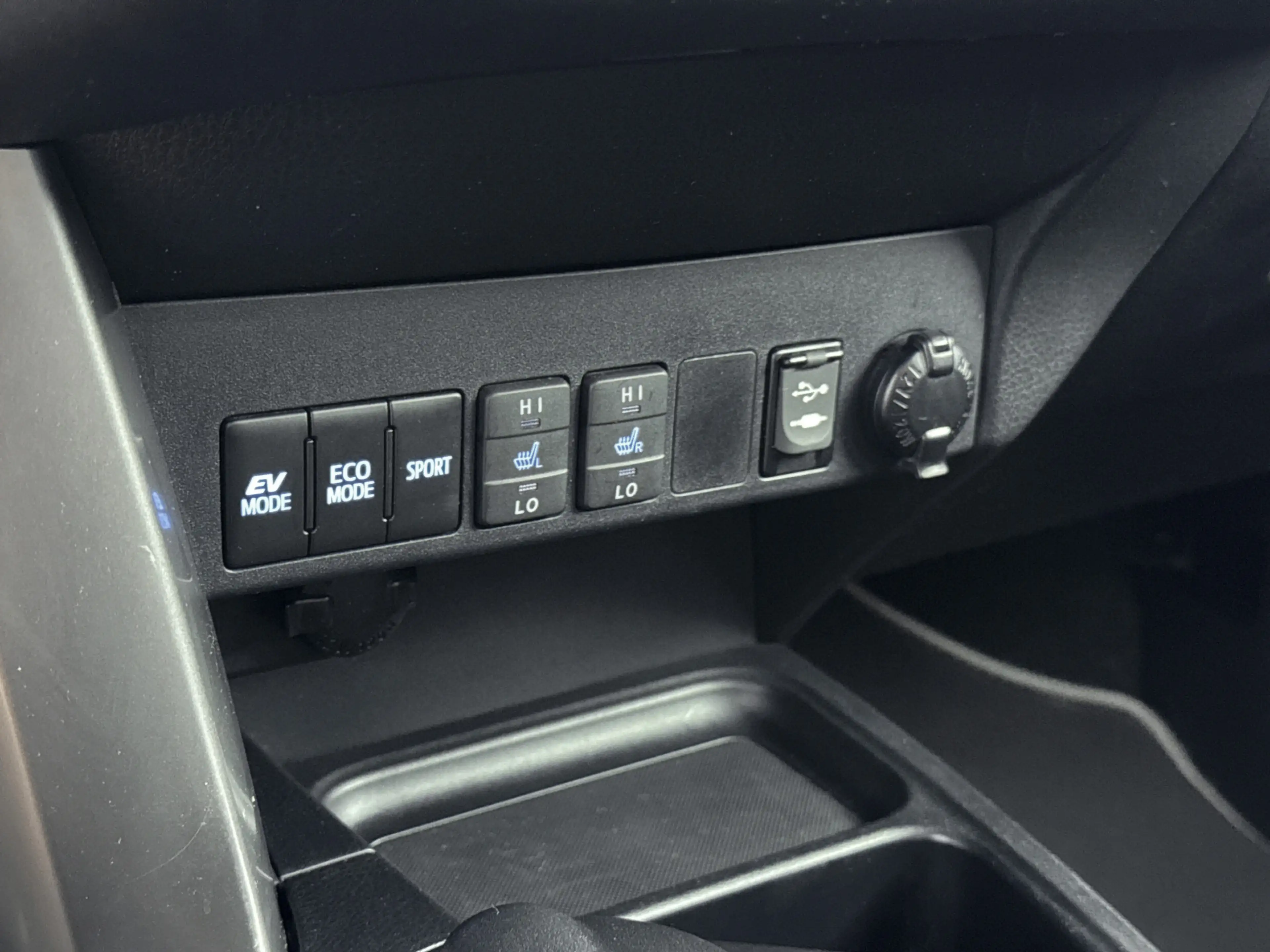 Toyota RAV 4 2.5 Hybrid AWD Executive | Parkeersensoren V+A | T — photo 15