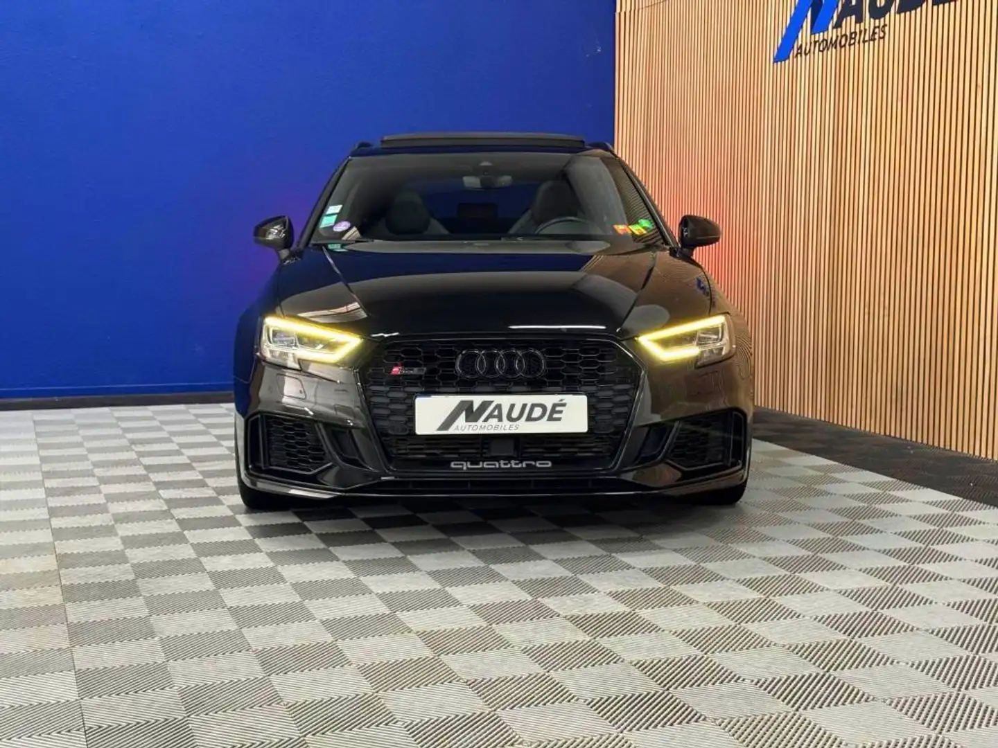 Audi RS3 8V2 2.5 TFSI 400 CH BVA S-tronic - Immat France Schwarz - 2