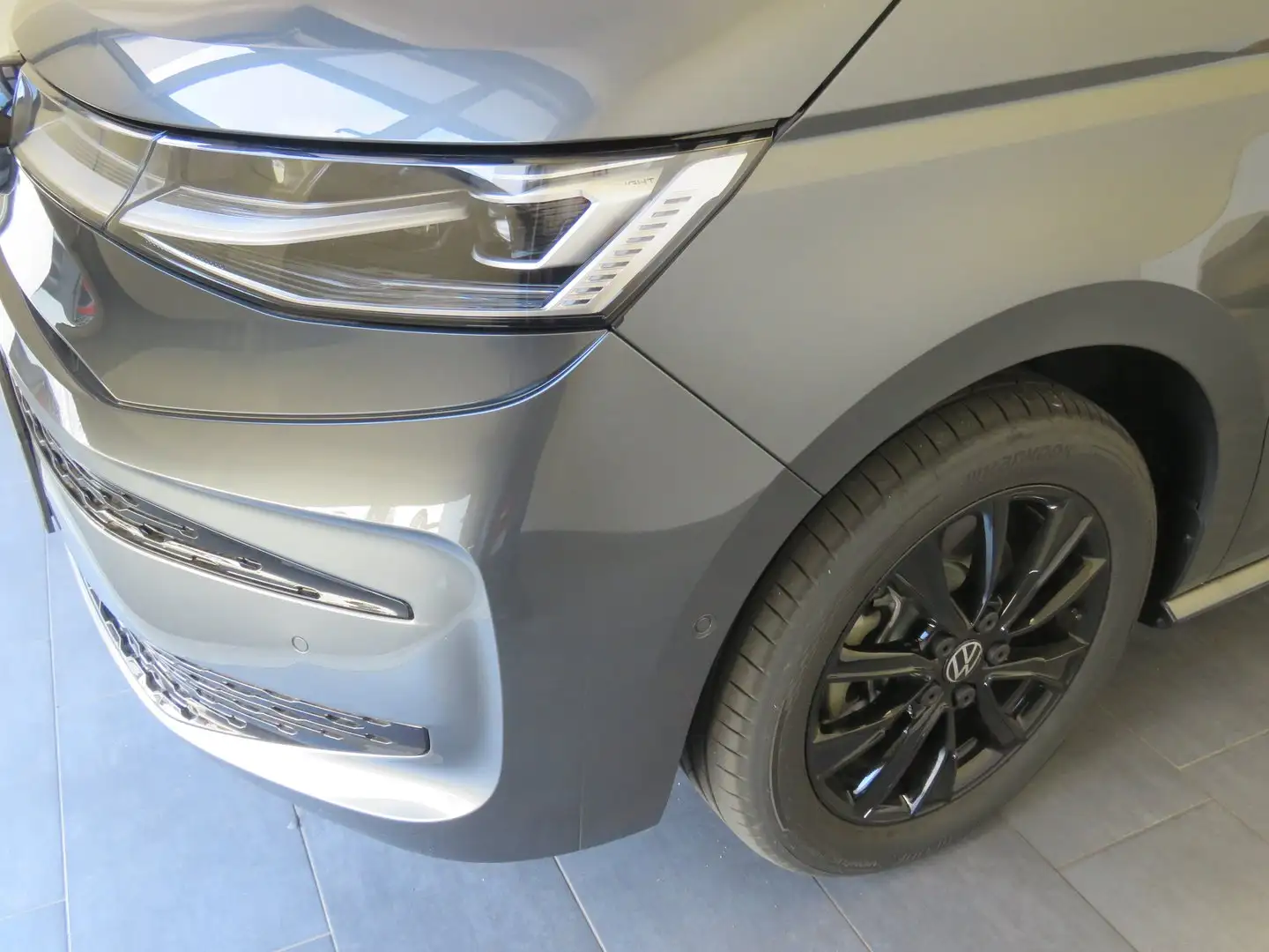 Volkswagen T7 Multivan VW T7 Multivan Edition TDI Grau - 2