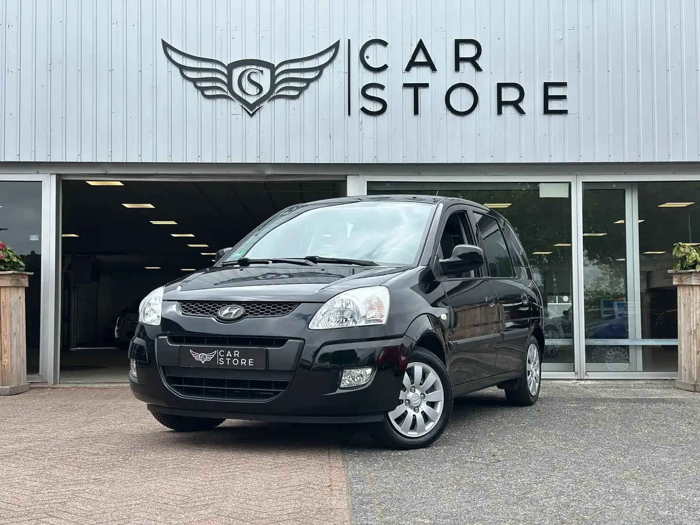Hyundai Matrix 1.6i Active Cool |AIRCO|ELEK PAKKET|TREKHAAK|PDC Černá - 1