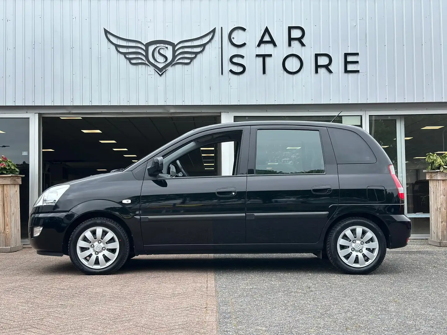 Hyundai Matrix 1.6i Active Cool |AIRCO|ELEK PAKKET|TREKHAAK|PDC Černá - 2