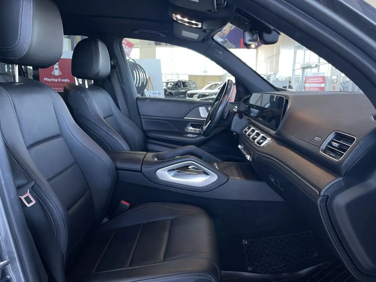 Mercedes-Benz GLE снимка Mercedes-Benz GLE