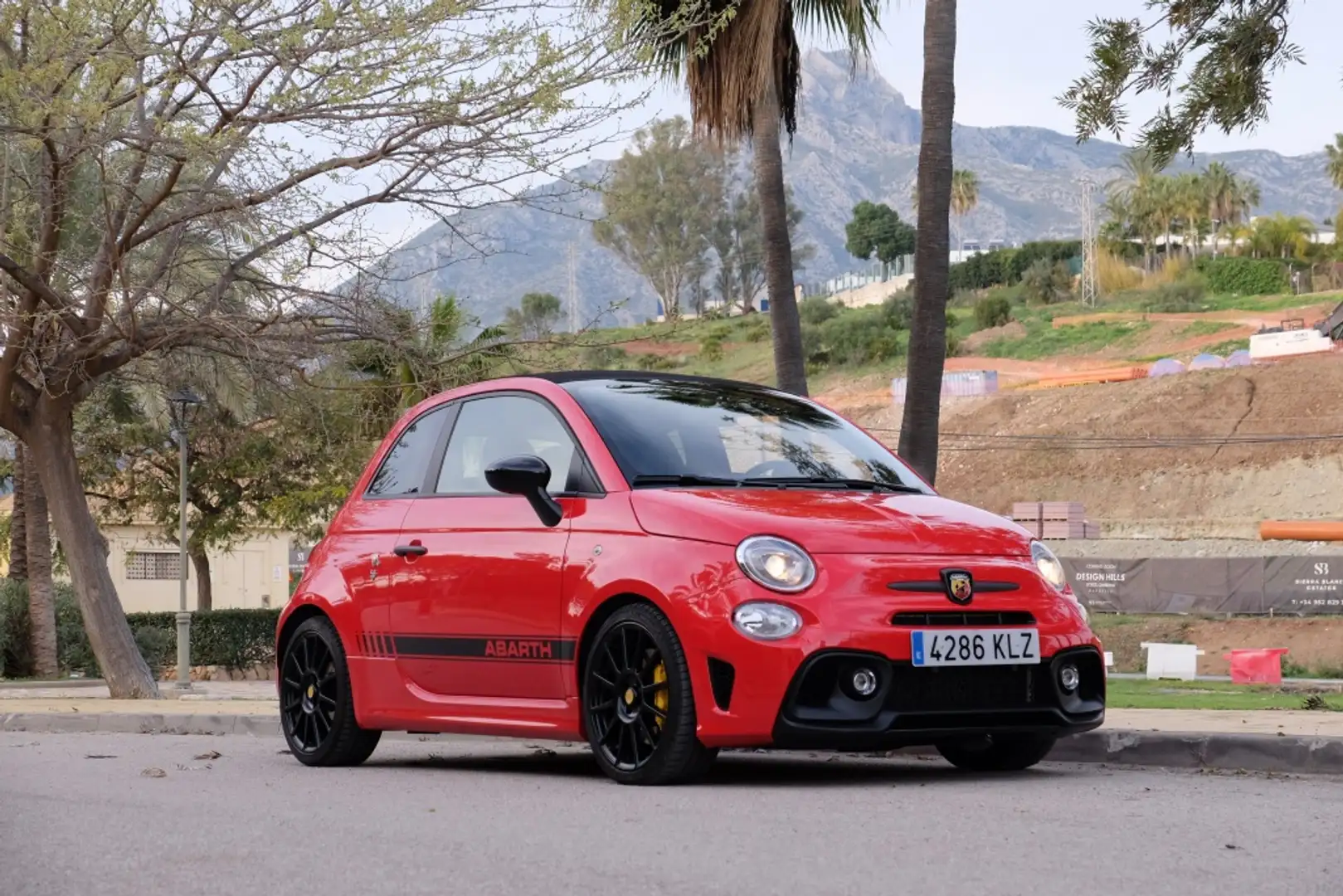 Abarth 595 1.4T JET COMPETIZIONE AUT. 132KW Rot - 1