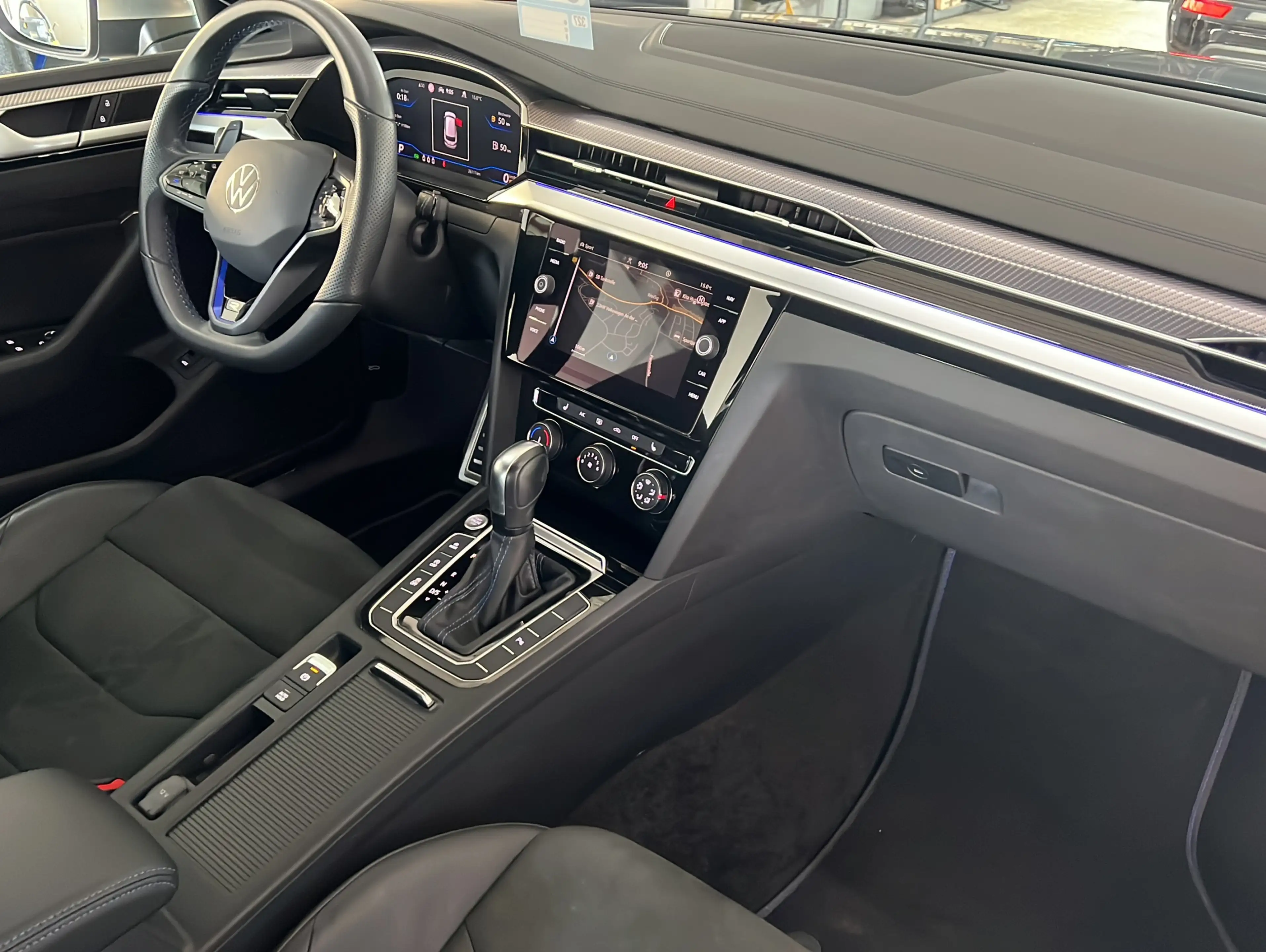 Volkswagen Arteon 2-0 TSI R 4Motion*Navi*ACC*KeyGo*DAB — photo 16