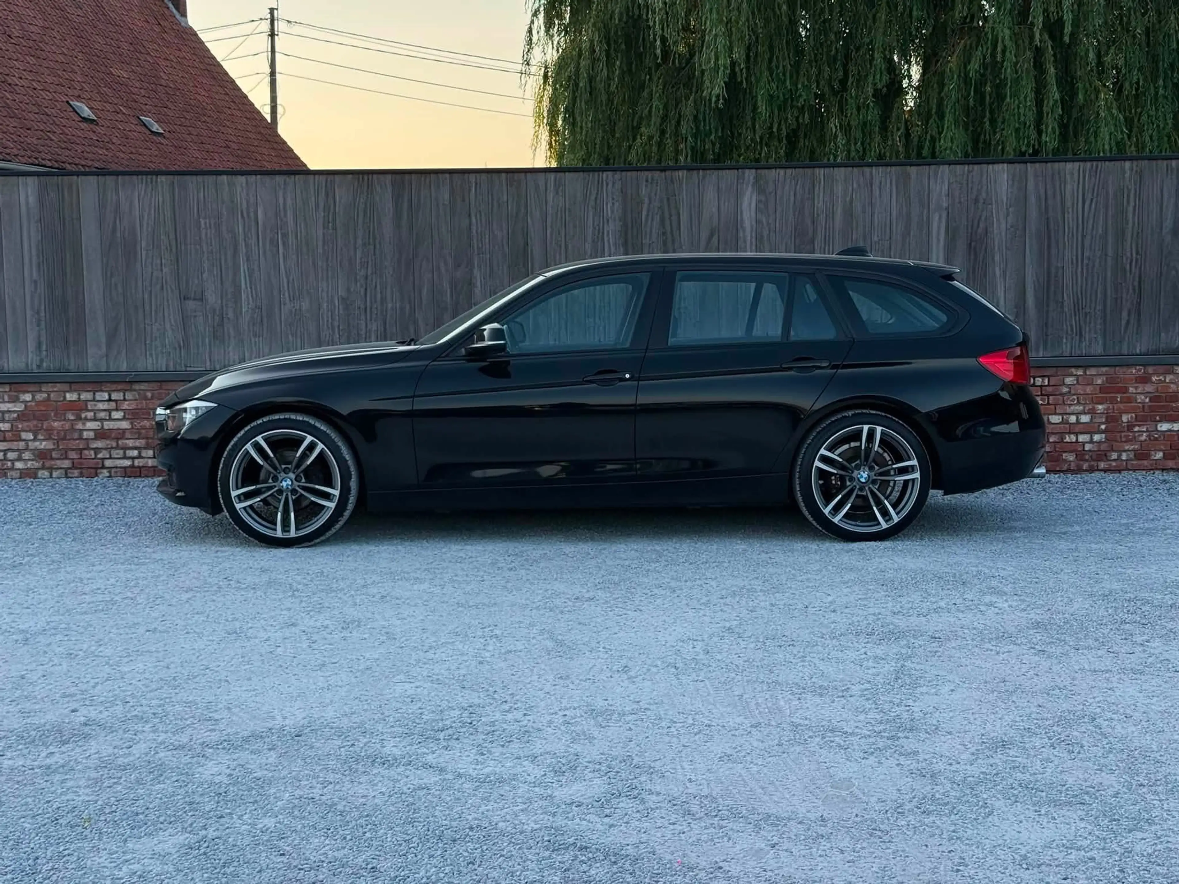BMW 316 d touring/airco/carplay/bluetooth/205.000km — photo 5