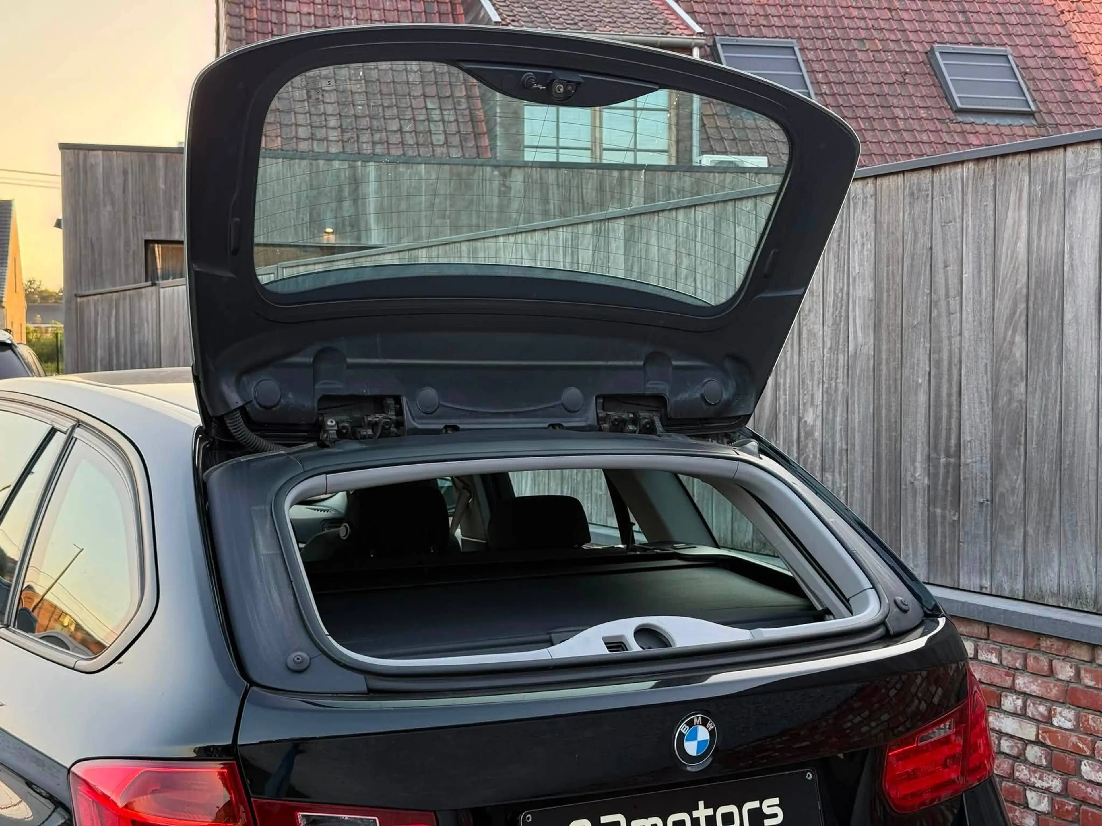 BMW 316 d touring/airco/carplay/bluetooth/205.000km — photo 12