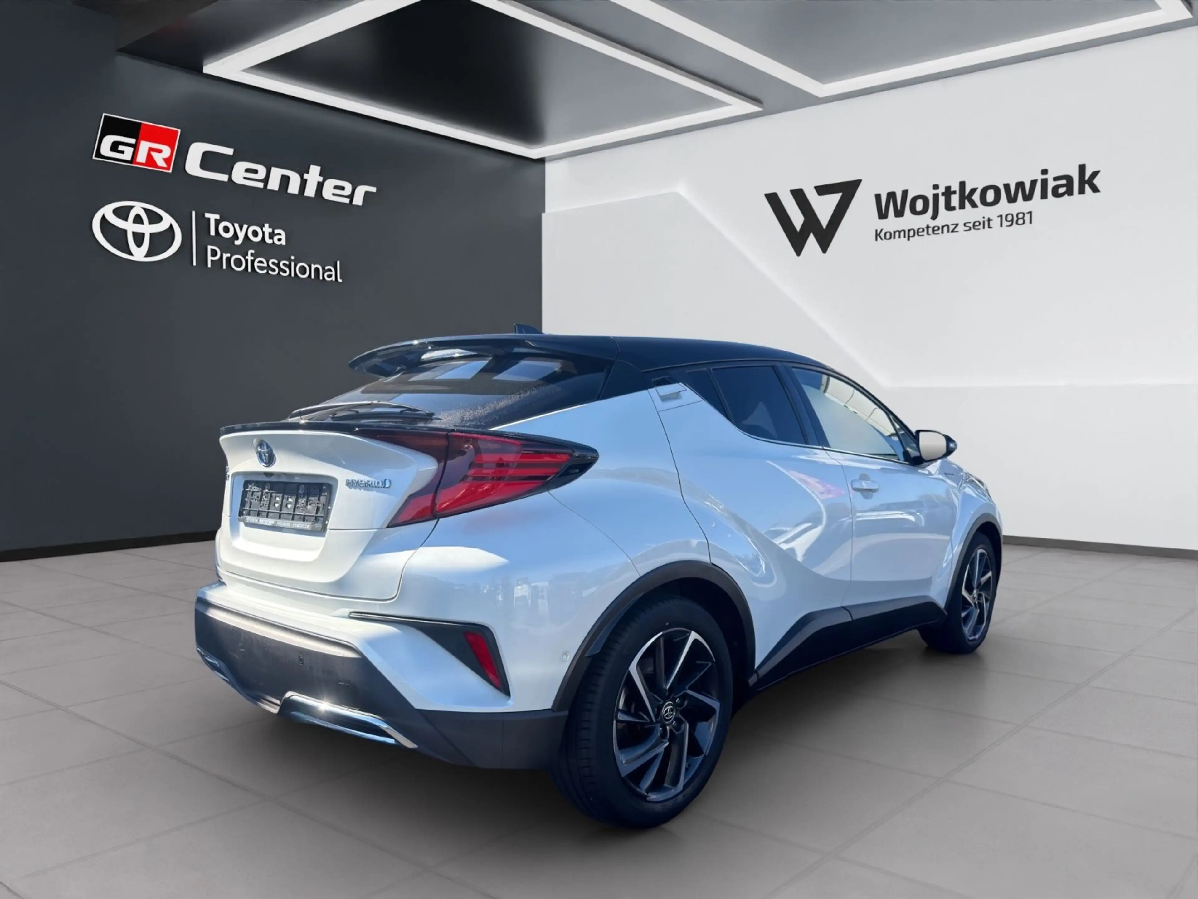 Toyota C-HR Hybrid 2.0 Style Selection*NAVI*KAM*JBL*LED — photo 7