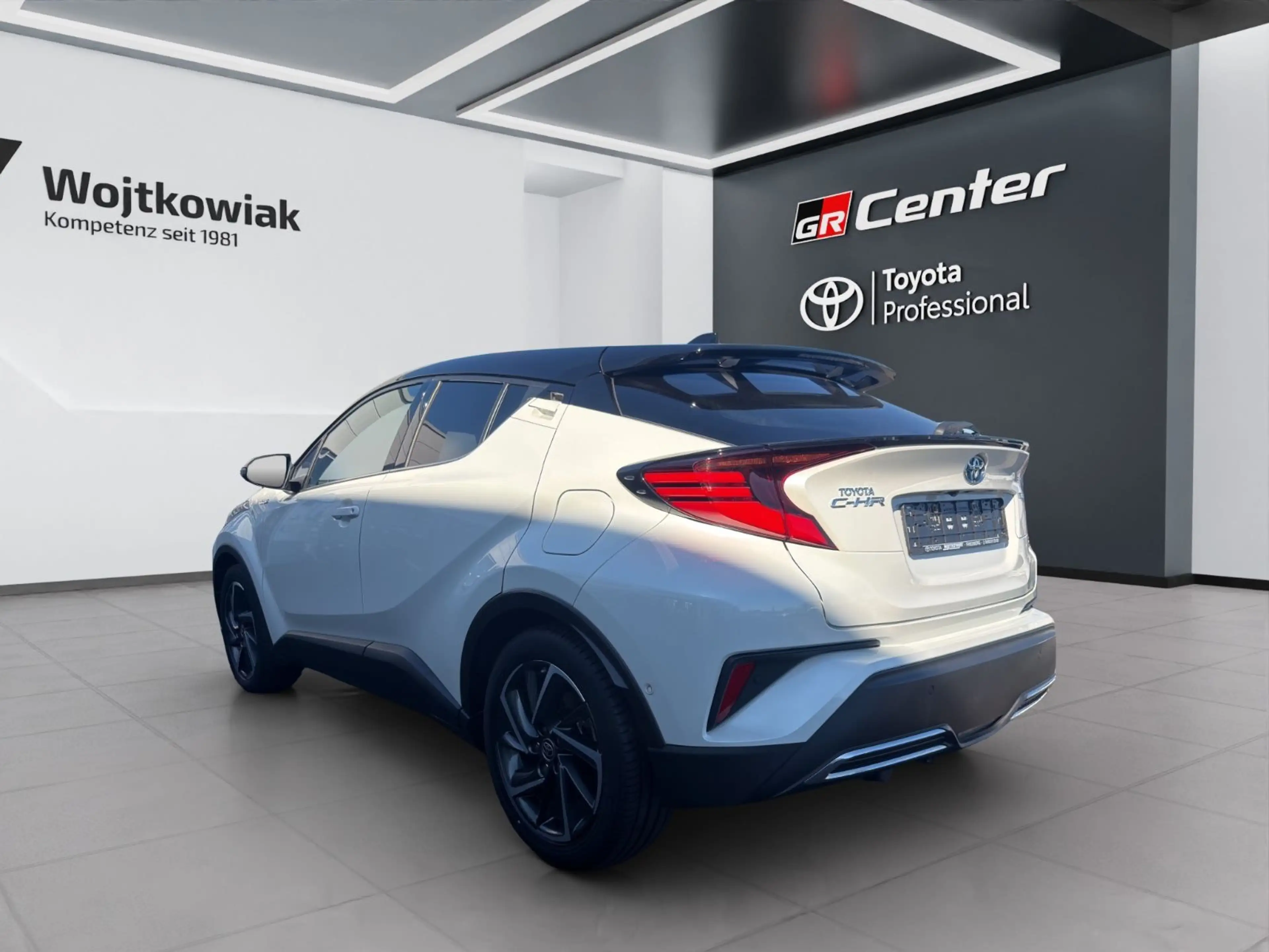 Toyota C-HR Hybrid 2.0 Style Selection*NAVI*KAM*JBL*LED — photo 10