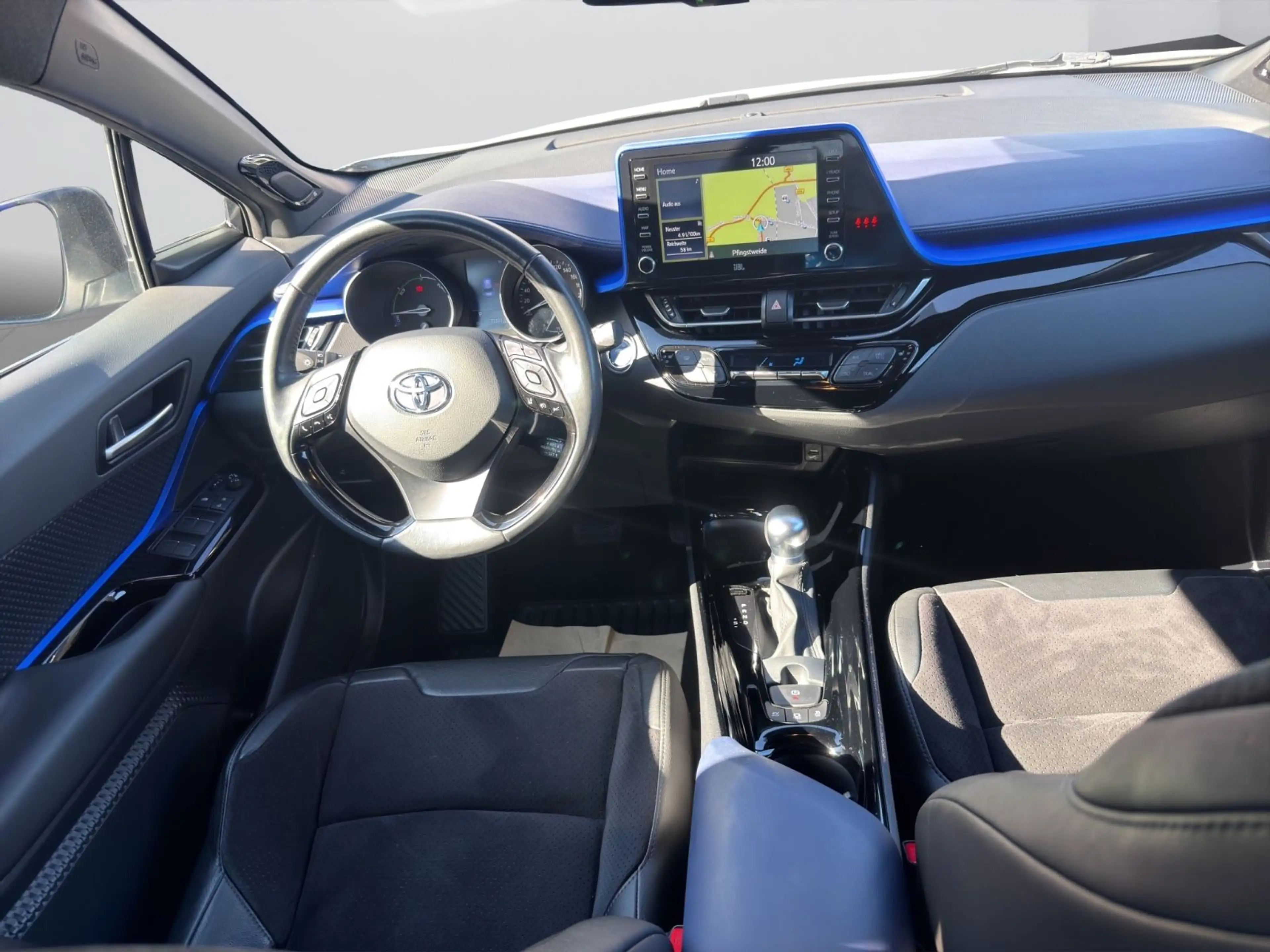Toyota C-HR Hybrid 2.0 Style Selection*NAVI*KAM*JBL*LED — photo 15