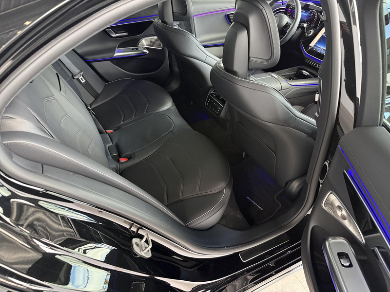 Mercedes-Benz E 300 300e Sport Edition | Panoramaschuifdak | Premium P — photo 11