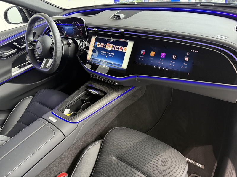 Mercedes-Benz E 300 300e Sport Edition | Panoramaschuifdak | Premium P — photo 10