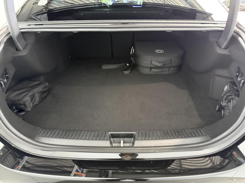 Mercedes-Benz E 300 300e Sport Edition | Panoramaschuifdak | Premium P — photo 14