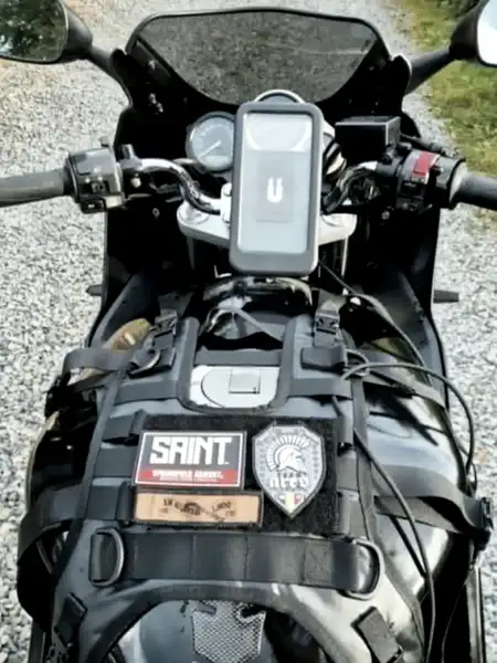 Yamaha FZS 600 - foto 6