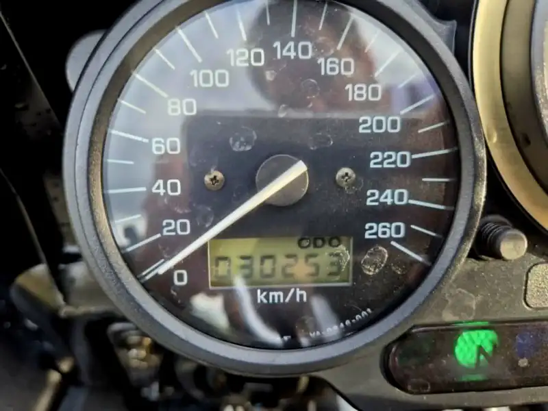 Yamaha FZS 600 - foto 7