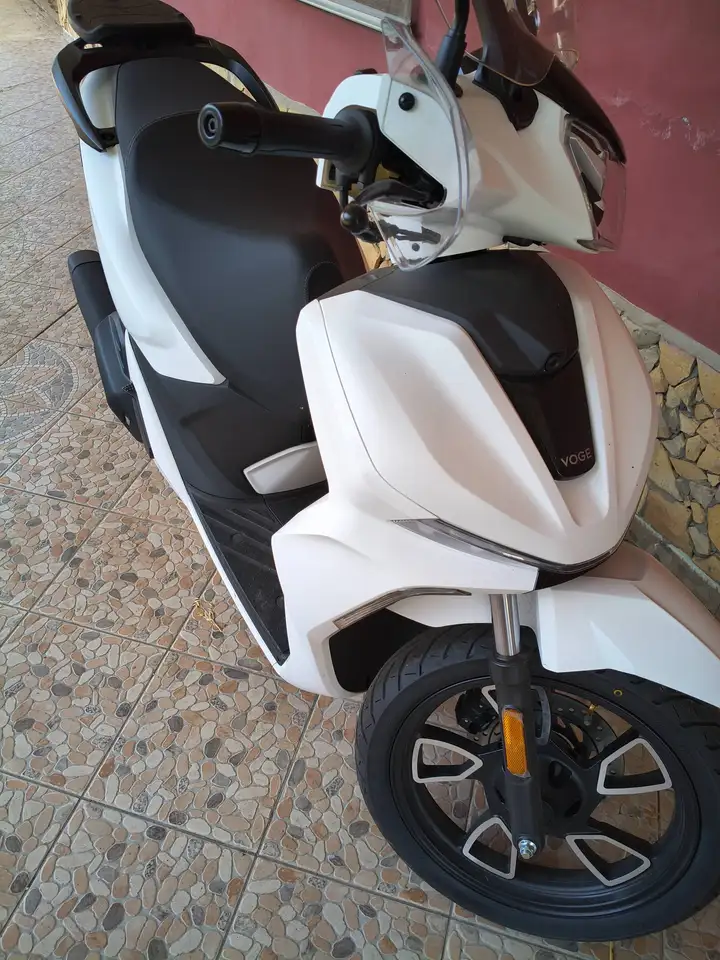 Voge SR16 125