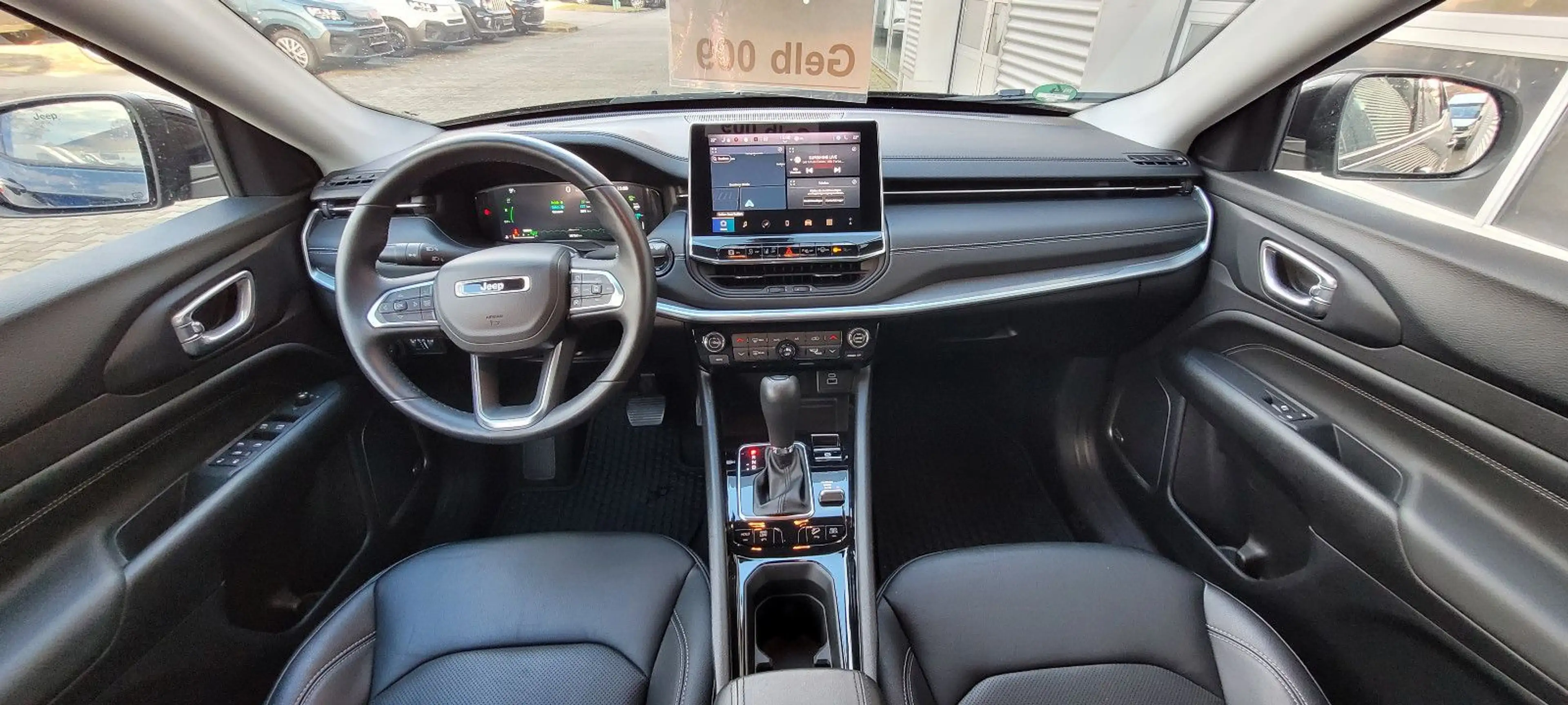 Jeep Compass S Plug-In Hybrid 4WD — photo 10