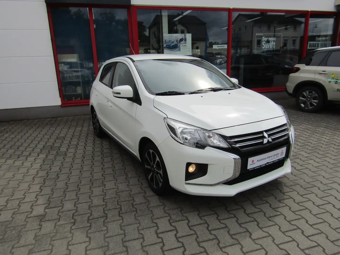 Mitsubishi Space Star 1.2 Algarve Klimaauto. Allwetter Tempomat CDRadio Blanc - 1