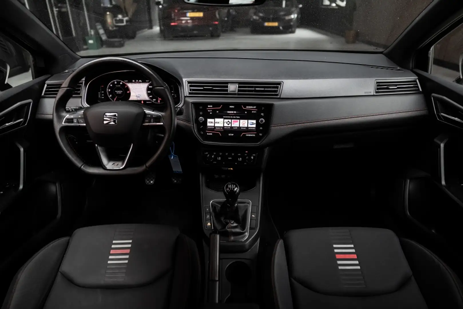 SEAT Ibiza 1.0 TSI FR BnsInt. | Virtual | Camera | Zwarte Hem Nero - 2