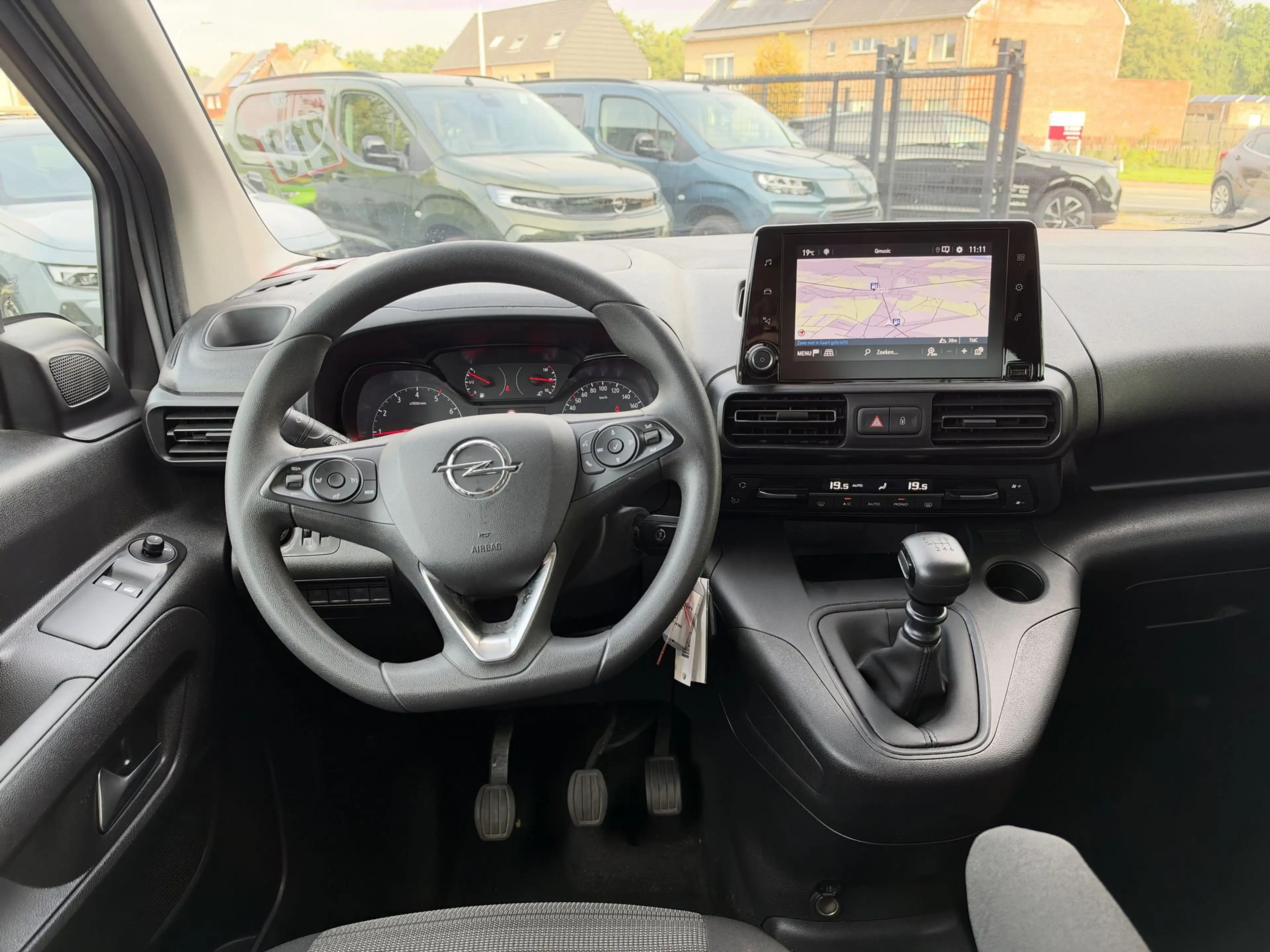 Opel Combo Life Edition 1.2T 110pk *Navi*Camera*CarPlay* — photo 11