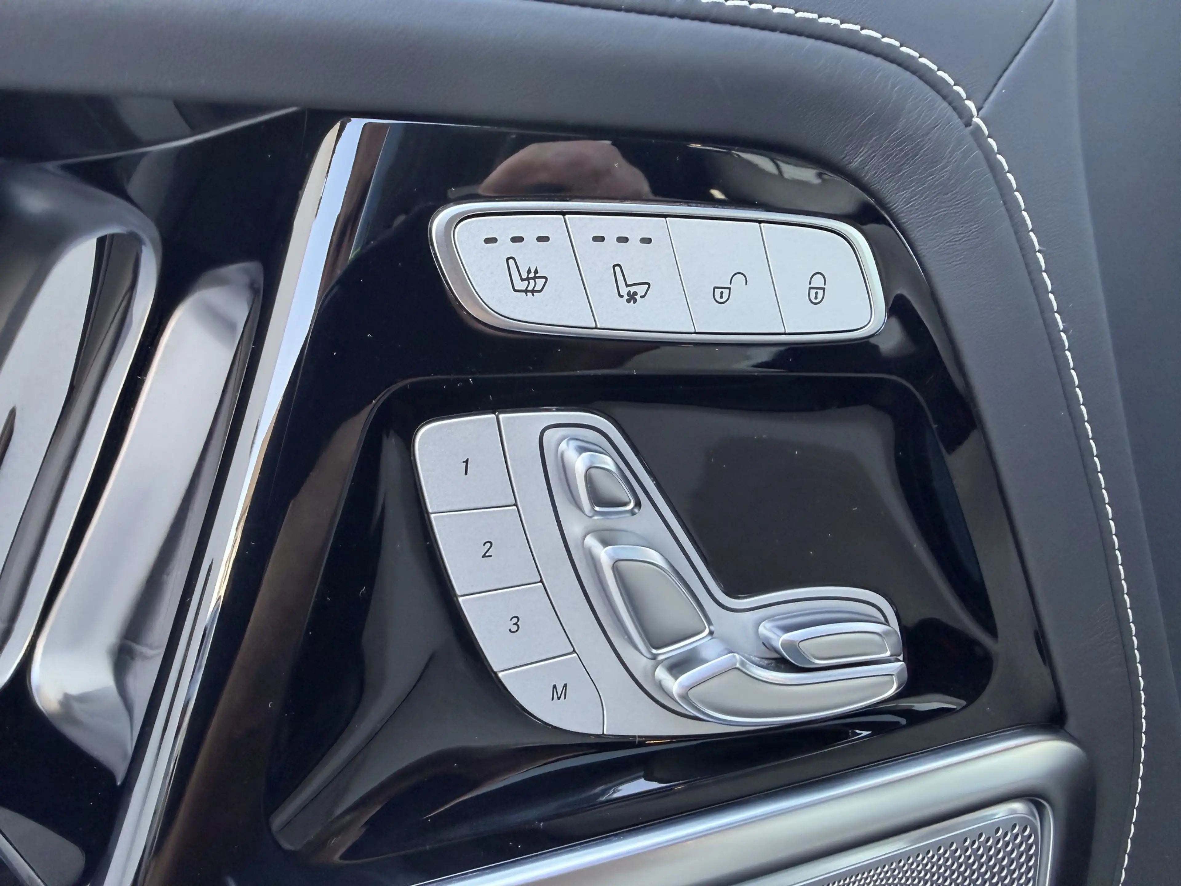 Mercedes-Benz G 63 AMG +KEYLESS-GO+AKRAPOVIC+PPF-FOLIE+VOLL+ — photo 7