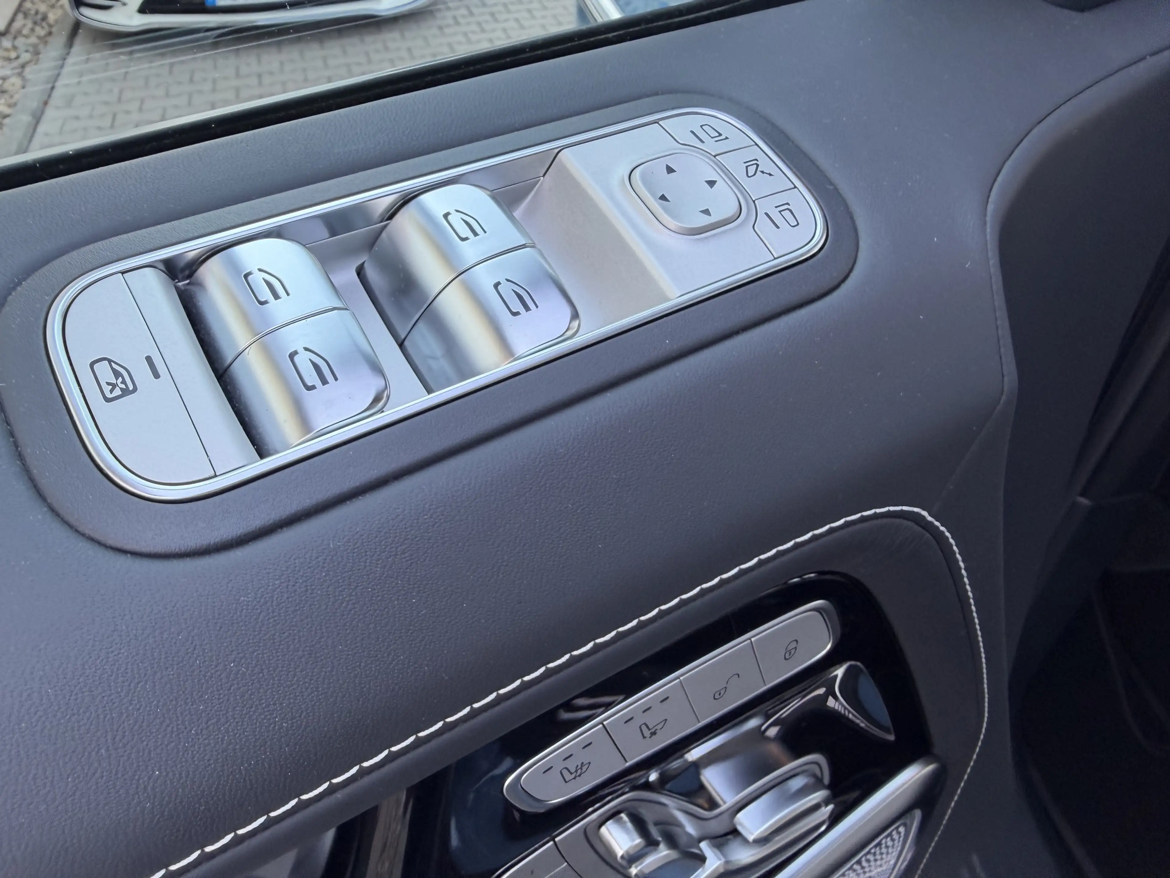 Mercedes-Benz G 63 AMG +KEYLESS-GO+AKRAPOVIC+PPF-FOLIE+VOLL+ — photo 8