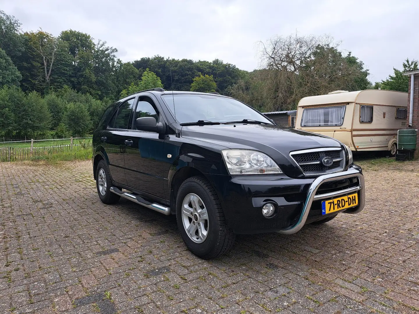 Kia Sorento 2.4i LX Чорний - 2