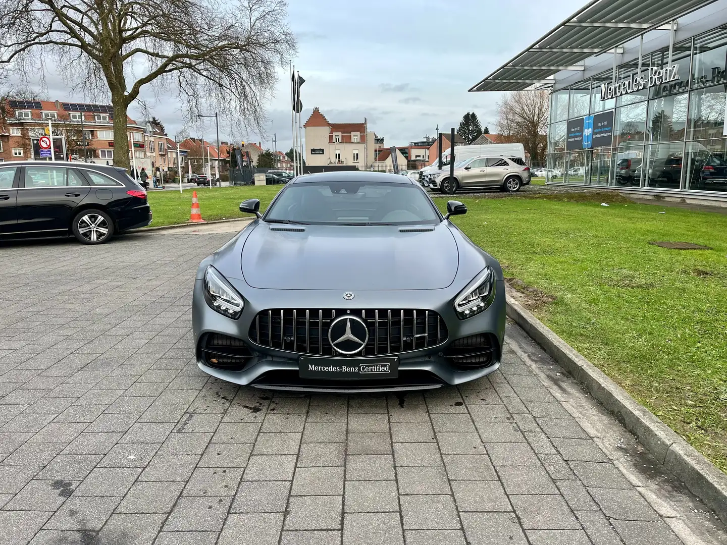 Mercedes-Benz AMG GT 4.0 V8 BiTurbo C (EU6d-TEMP) Šedá - 2