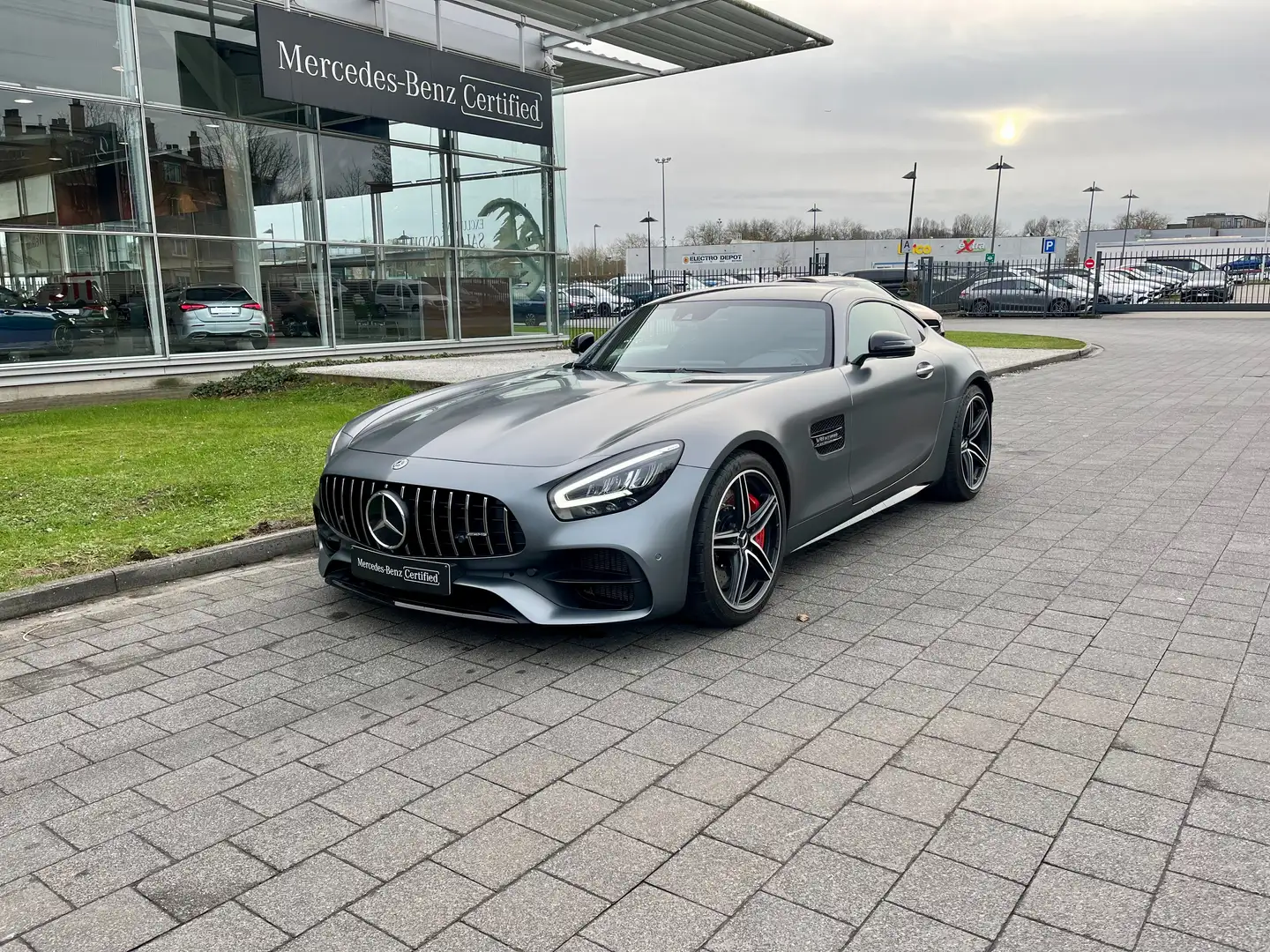 Mercedes-Benz AMG GT 4.0 V8 BiTurbo C (EU6d-TEMP) Šedá - 1
