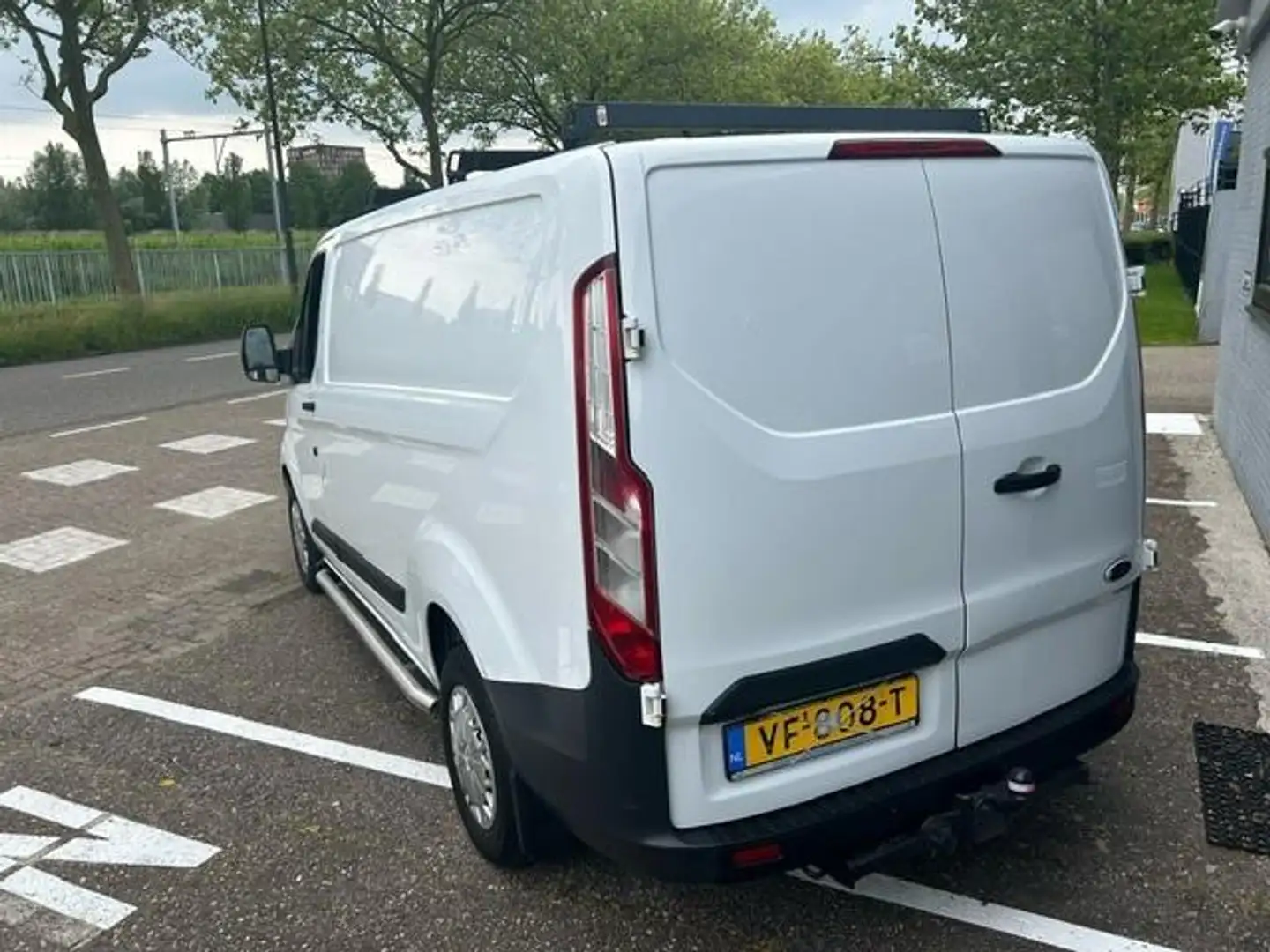 Ford Transit Custom 270 2.2 TDCI euro 5 Wit - 2