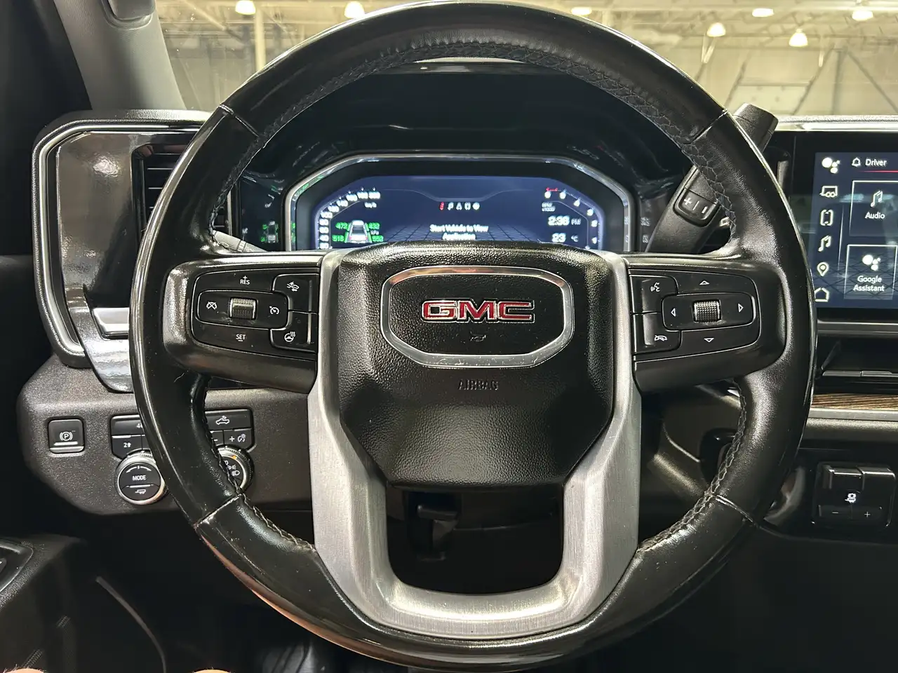 GMC Sierra 3500HD снимка GMC Sierra 3500HD
