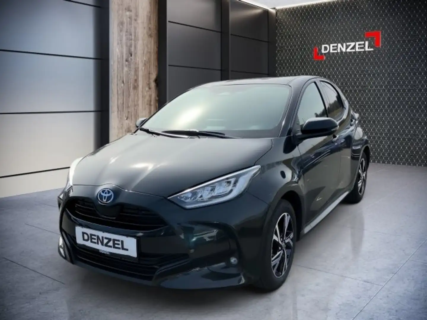 Toyota Yaris - 1,5 l, 116 PS 5-tg. Active Drive Schwarz - 2