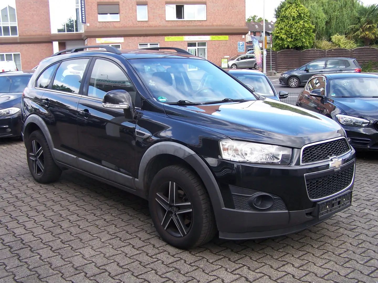 Chevrolet Captiva 2.2 D LS 2WD Чёрный - 2