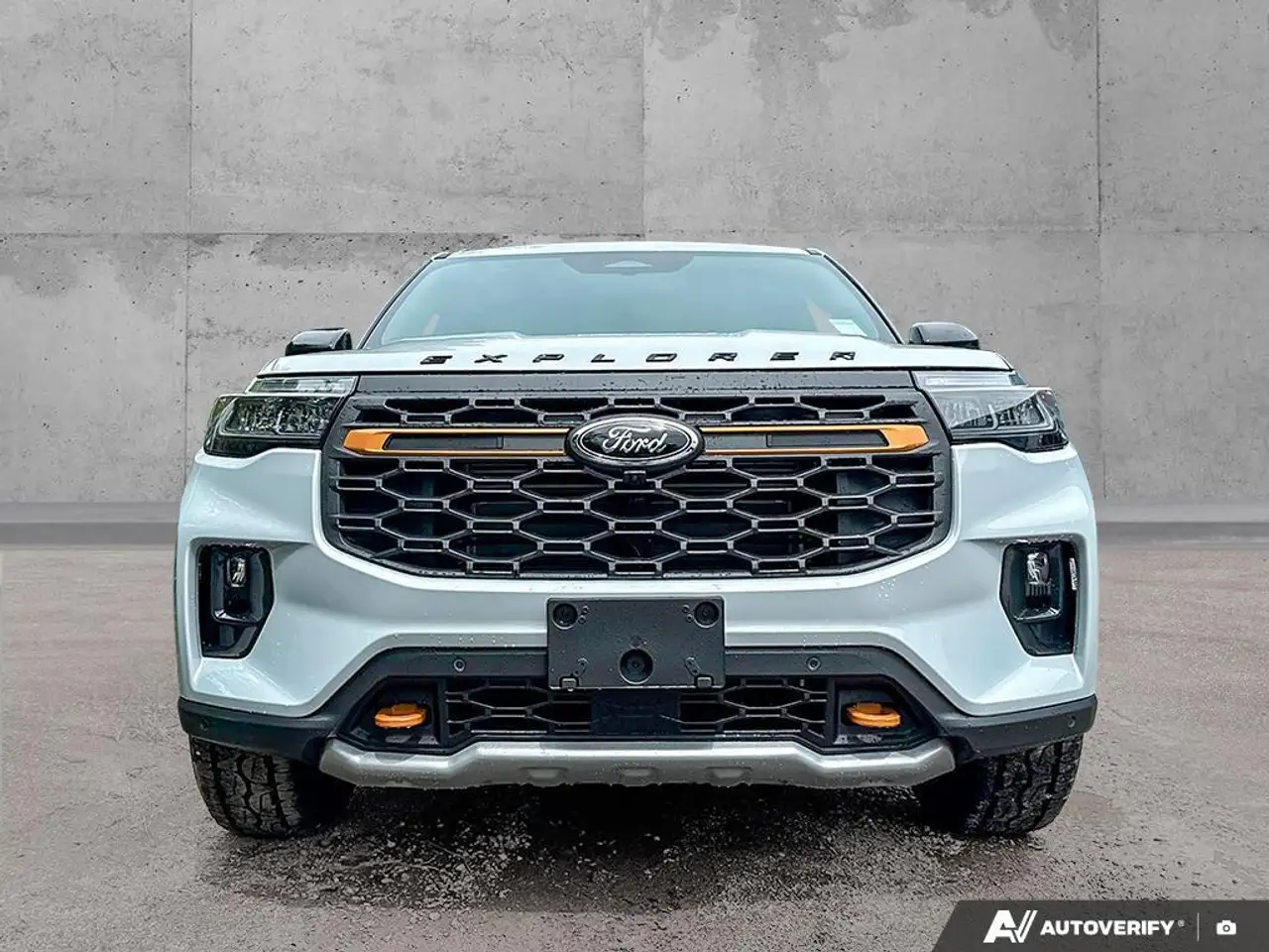 Ford Explorer photo Ford Explorer