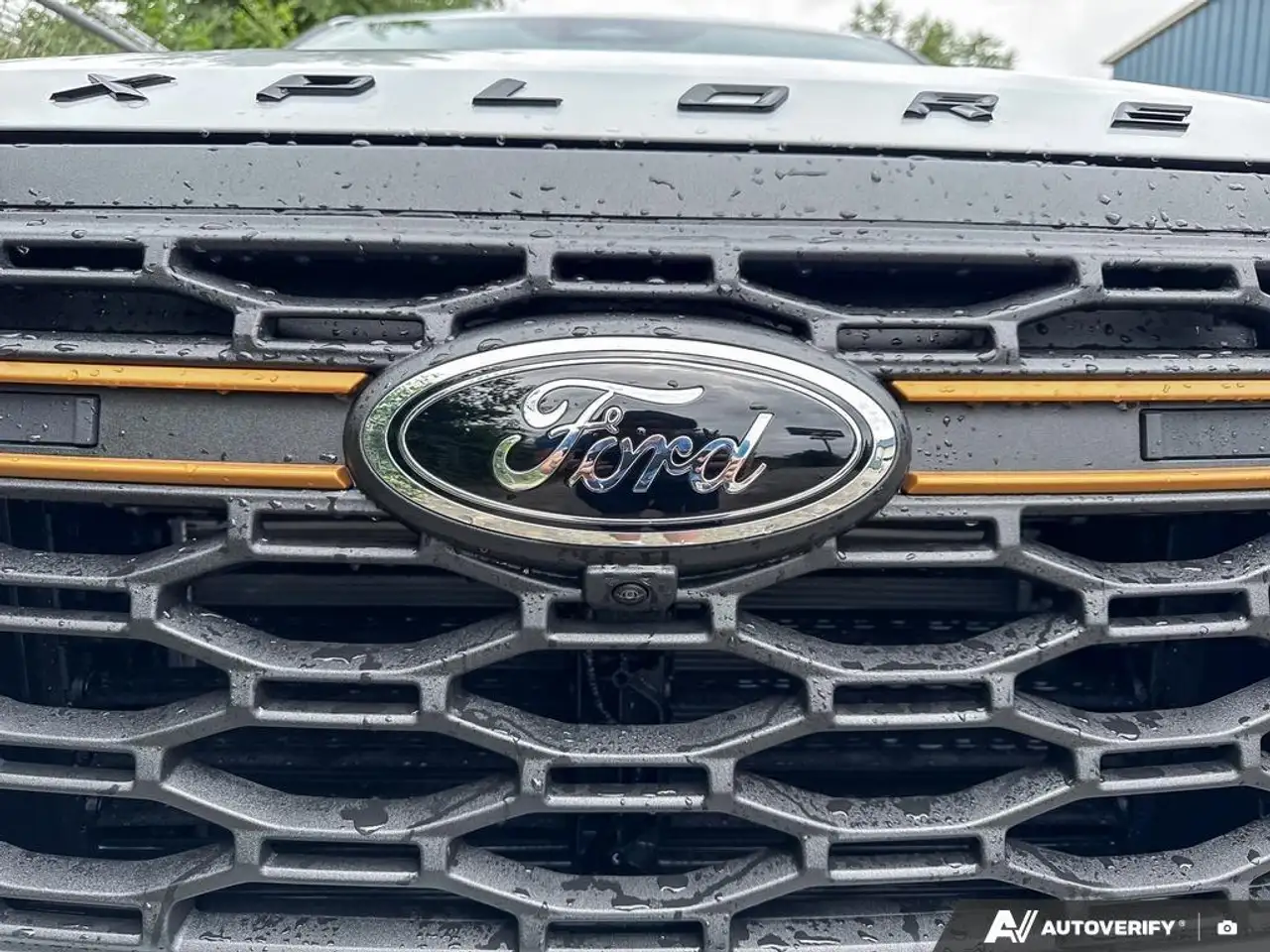 Ford Explorer photo Ford Explorer