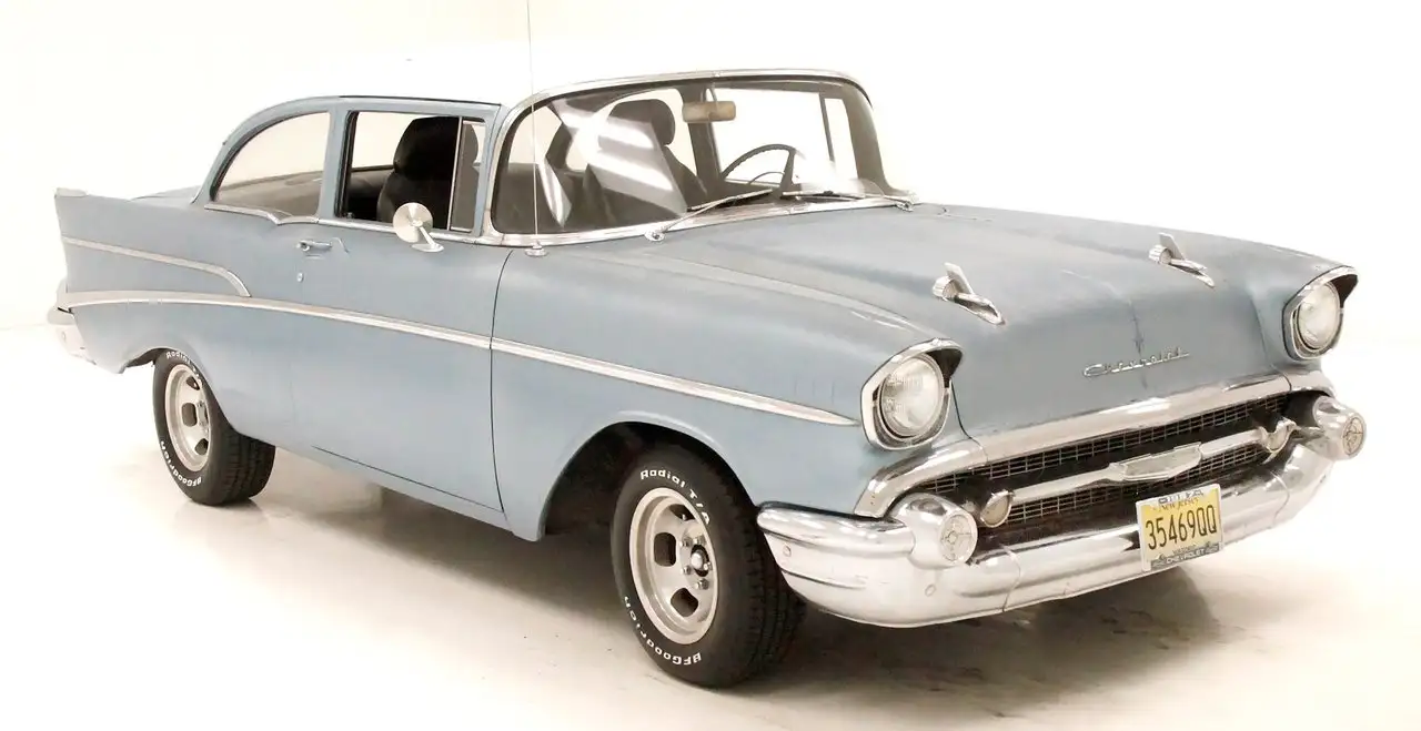 Chevrolet 2-Door Sedan, foto 6