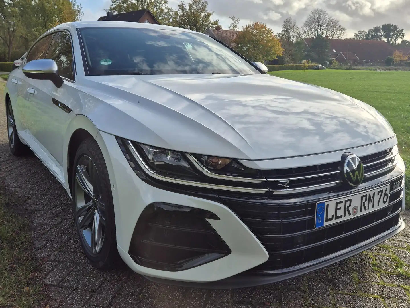 Volkswagen Arteon R 4Motion NAV MATRIX APPLINK PDC APA AHK WINTER Alb - 2