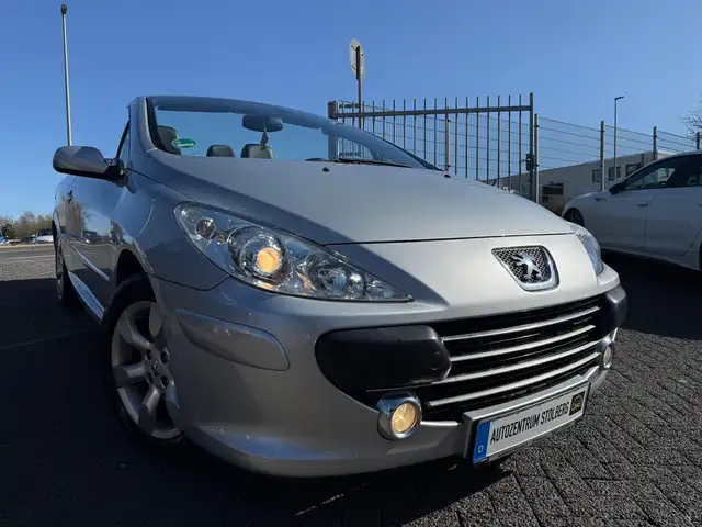 Peugeot 307 CC 2.0L Cabrio Tendance LPG-Gas/Leder/Klima
