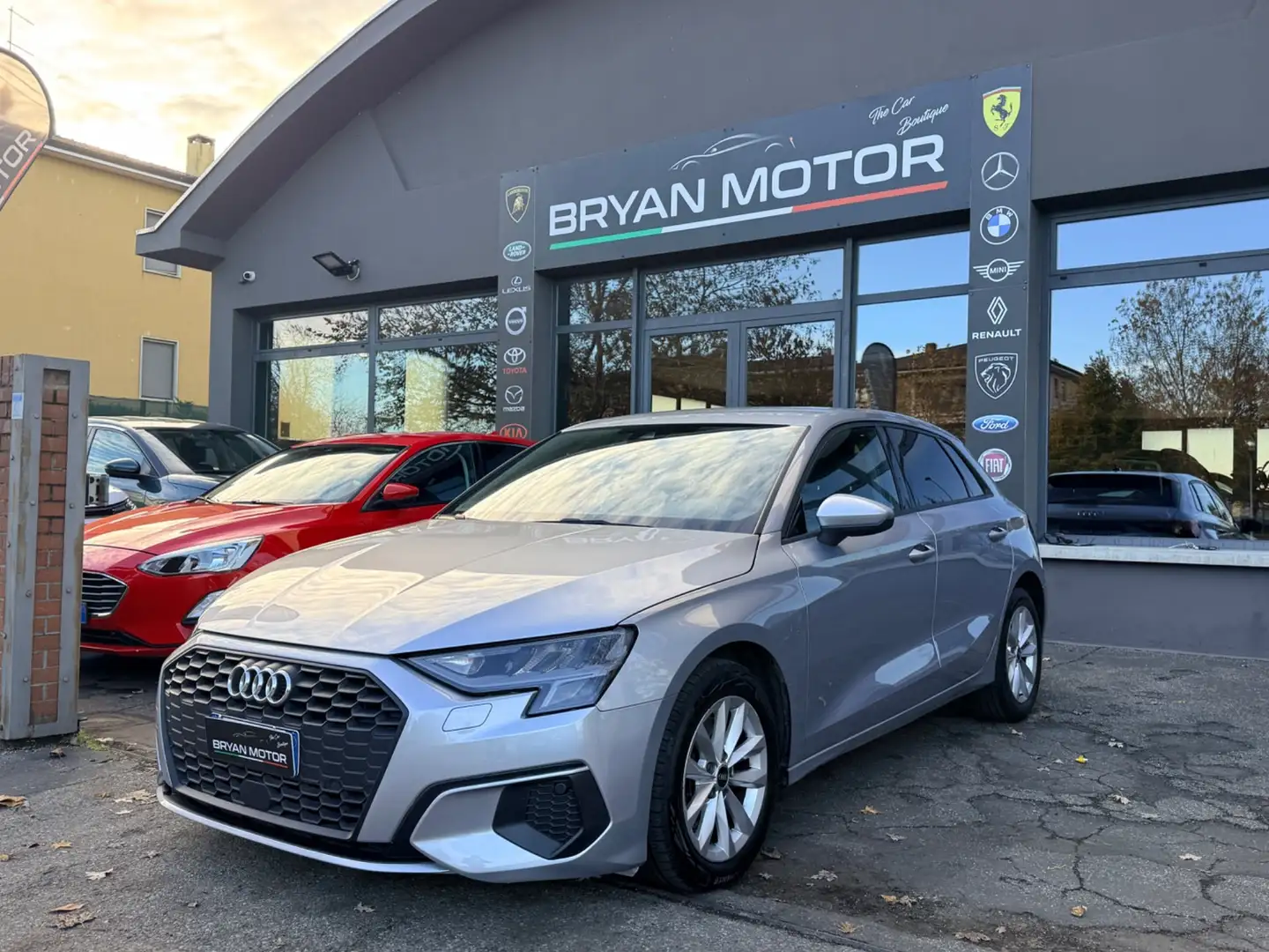 Audi A3 A3 SPB 35 TDI S tronic Business Advanced Gris - 2