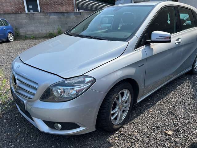 Mercedes-Benz B 180 B 180 (246.242) NAVI