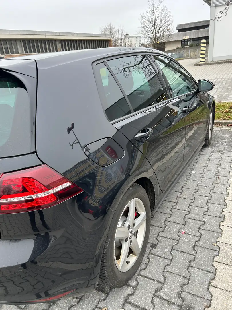 Volkswagen Golf GTD Schwarz - 1