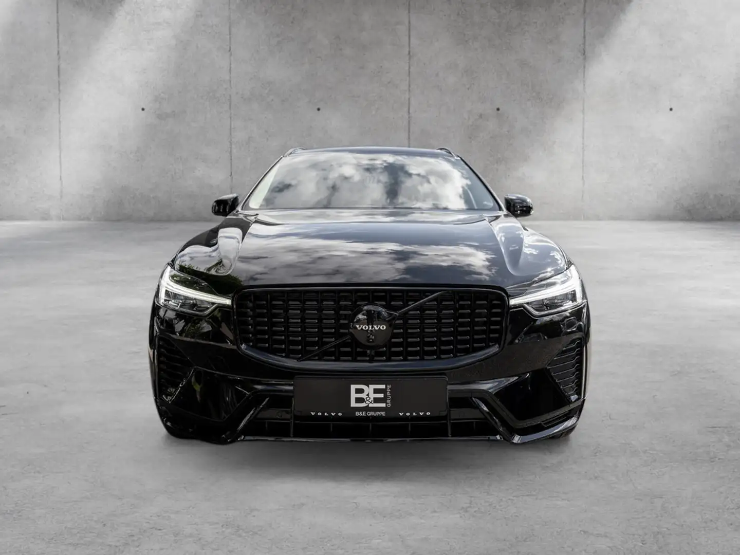 Volvo XC60 T8 Plus Dark Recharge Plug-In Hybrid AWD Schwarz - 2