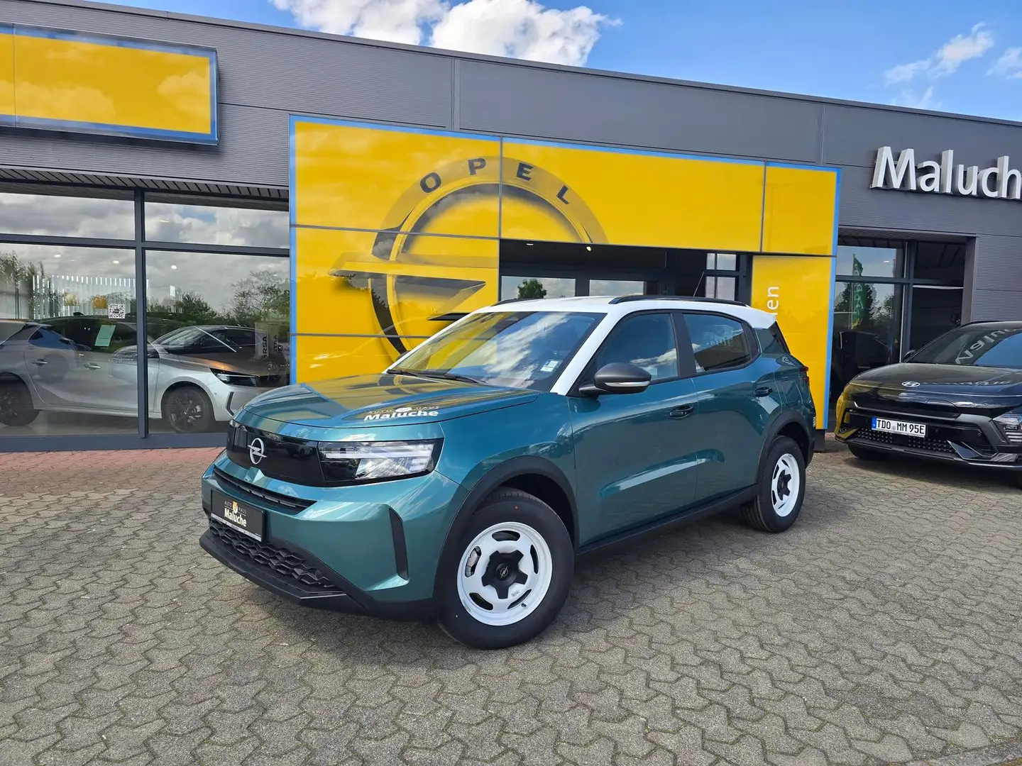 Opel Frontera Edition 48V 145PS +Navi+LED+ Kamera+ Vert - 2
