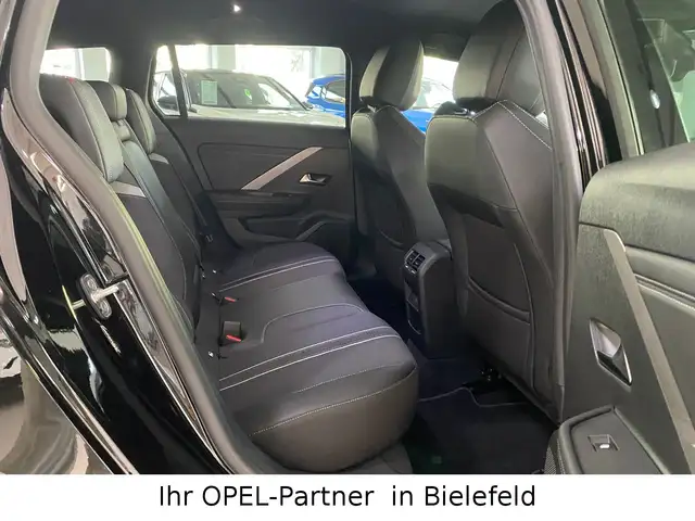 Opel Astra view 15
