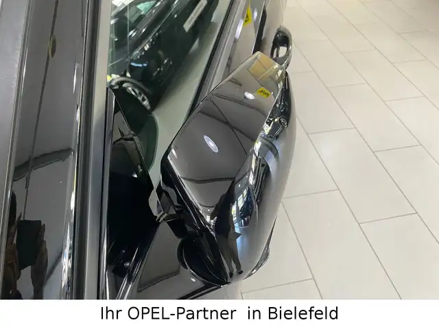 Opel Astra view 9