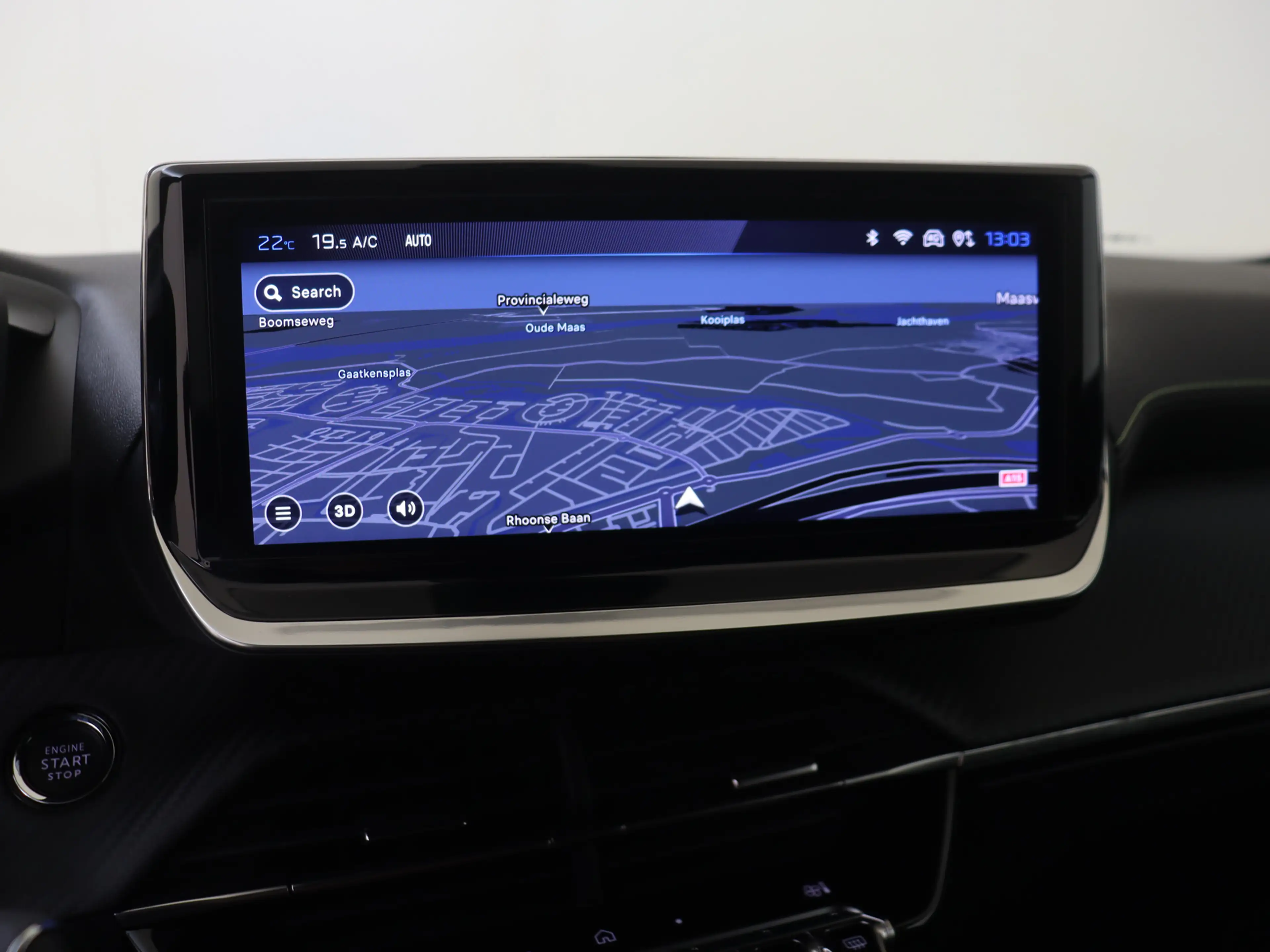Peugeot e-2008 EV GT 54 kWh — photo 15