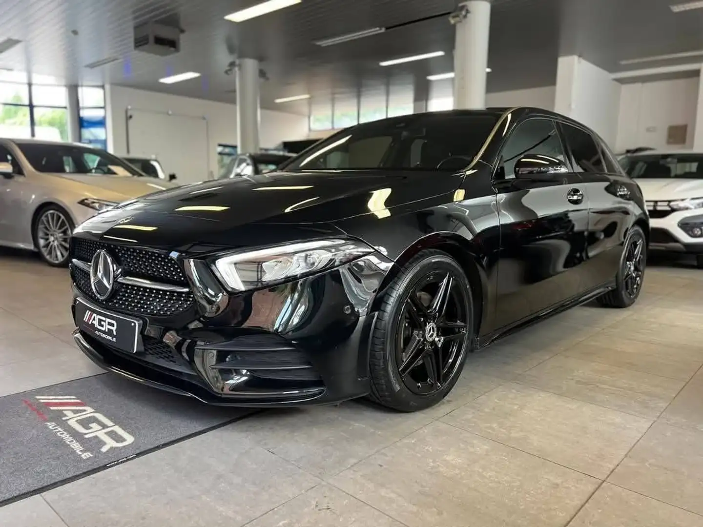 Mercedes-Benz A 180 PACK AMG BOITE AUTOMATIQUE Nero - 1