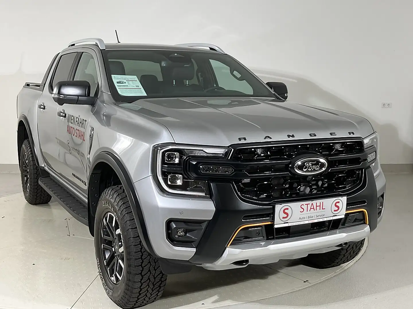 Ford Ranger Ranger Doppelkabine Wildtrak X e-4WD 2,0 EcoBlu... Silber - 2