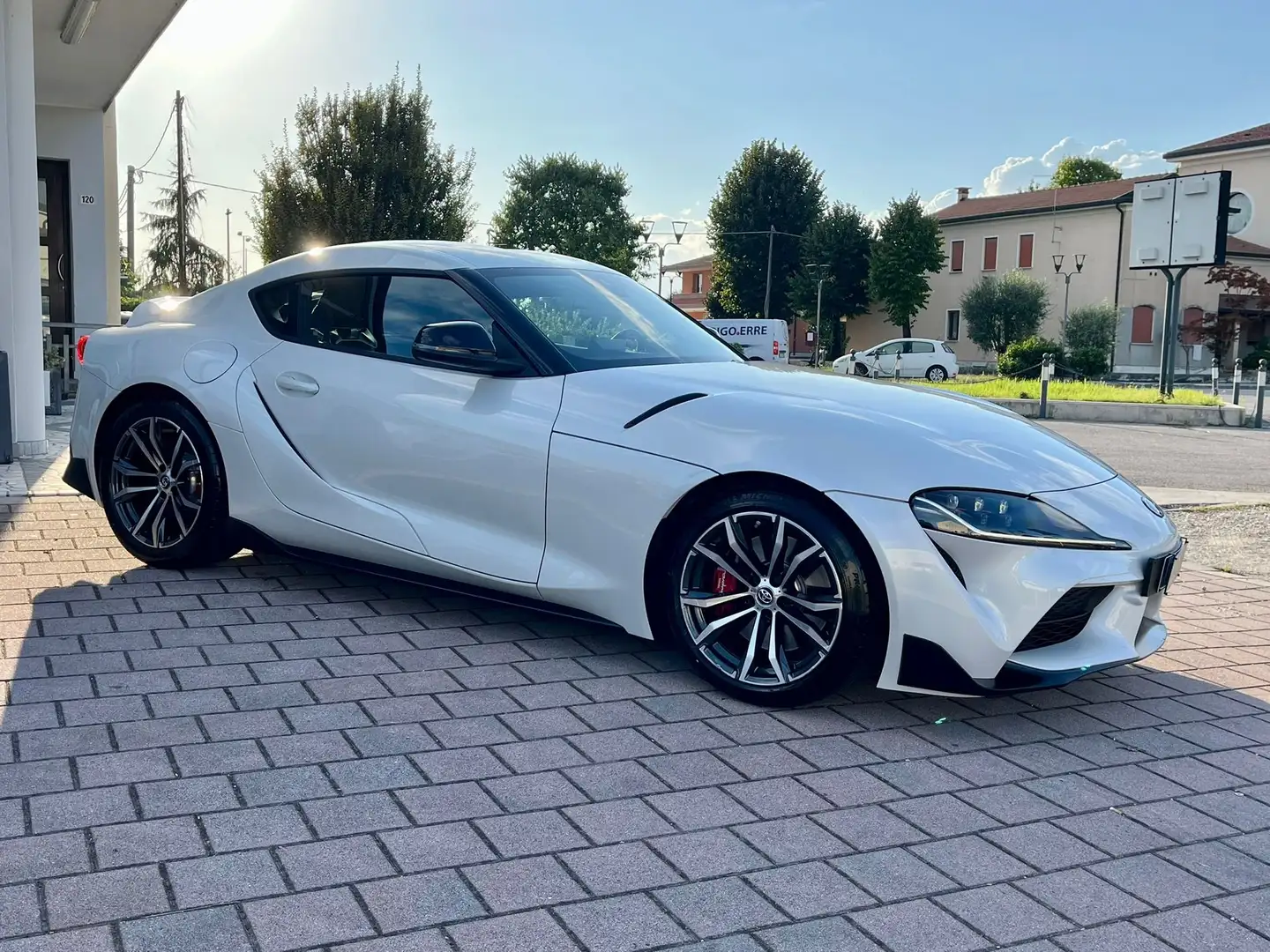 Toyota Supra GR 2.0 Sport auto Bianco - 2