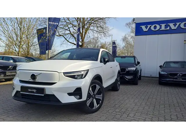 Volvo C40 Core Pano, Leder, GJ Reifen