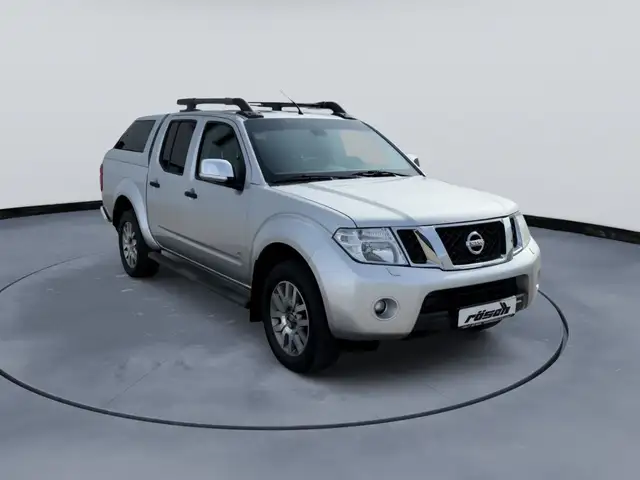 Nissan Navara Pickup 3.0 V6 Double Cab LE 4x4 *TÜV NEU!